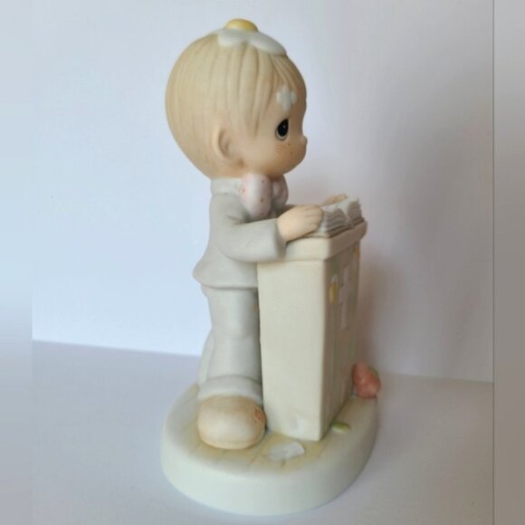Vintage 80s Precious Moments God Religious Collectible Porcelain Figurine - Picture 6 of 9